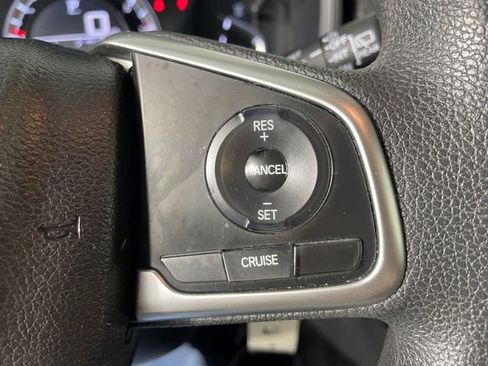 Used 2018 Honda CR-V LX image 11