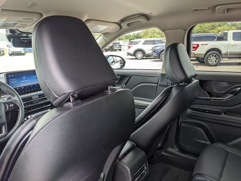 Used 2025 Lincoln Corsair Reserve FWD image 19