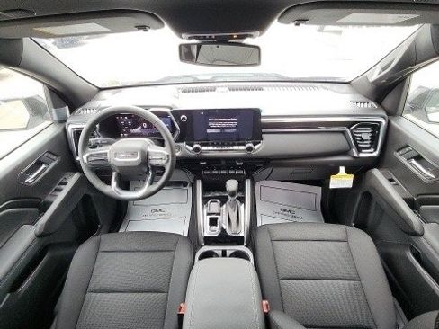 New 2025 GMC Canyon Elevation w/ Convenience Package image 12