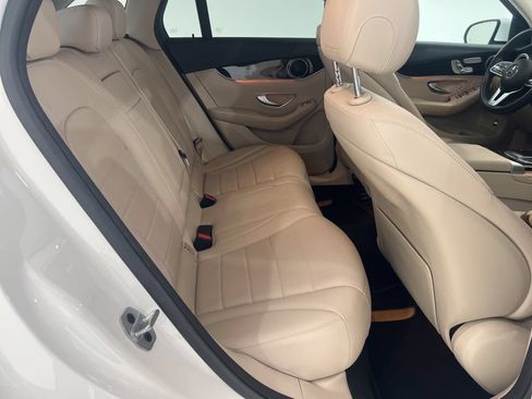 Used 2022 Mercedes-Benz GLC 300 image 24