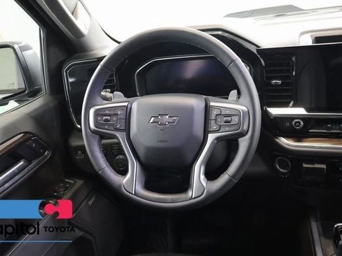Used 2026 Chevrolet Silverado 1500 LT Trail Boss w/ LT Trail Boss Premium Package AWD/4WD image 16