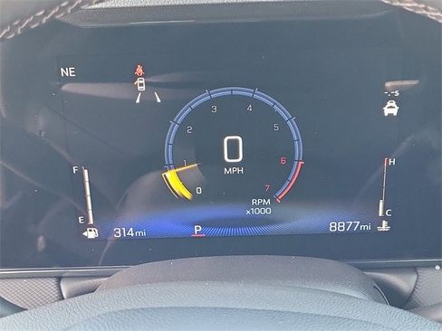 Used 2025 Chevrolet TrailBlazer LT w/ LT Cold Weather Package image 11