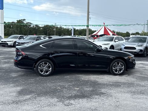 Certified 2023 Honda Accord EX image 6
