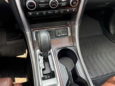 Used 2022 Subaru Ascent Touring image 17