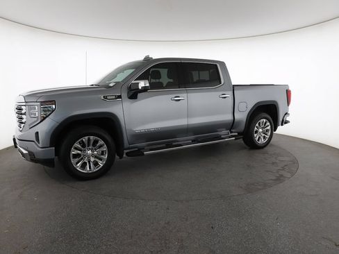 Certified 2025 GMC Sierra 1500 Denali RWD image 6