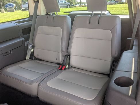 Used 2019 Ford Flex SEL w/ Equipment Group 202A AWD/4WD image 32