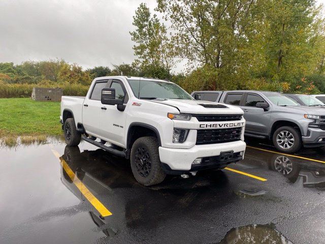 Used 2021 Chevrolet Silverado 2500 LT w/ Z71 Sport Edition AWD/4WD image 2