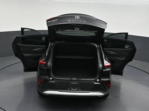 Used 2025 Buick Envista Preferred FWD image 36