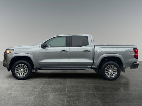 Used 2024 Chevrolet Colorado LT w/ LT Convenience Package II AWD/4WD image 5