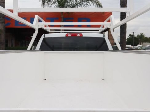 Used 2022 RAM 2500 Tradesman w/ Protection Group AWD/4WD image 8