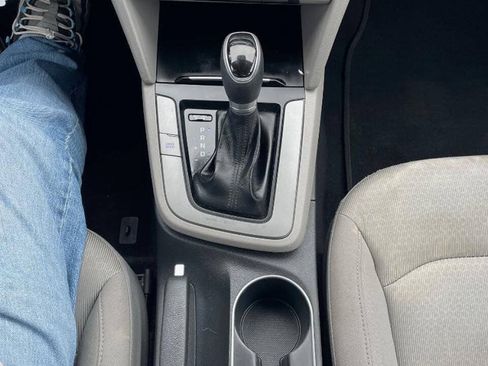 Used 2018 Hyundai Elantra SEL FWD image 19