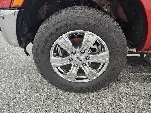 Used 2023 Ford Ranger XLT w/ Equipment Group 301A Mid AWD/4WD image 10