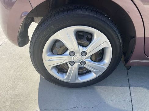 Used 2020 Chevrolet Spark LS image 30