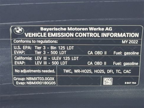 Used 2022 BMW X6 xDrive40i w/ Executive Package image 62