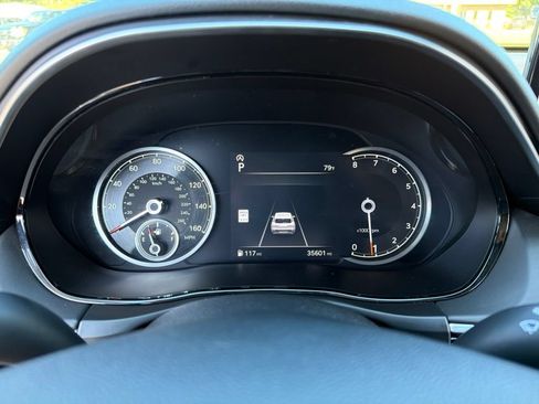 Used 2025 Genesis GV70 2.5T AWD/4WD image 9