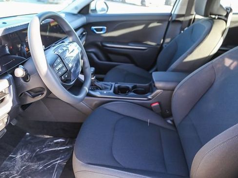 New 2026 Kia K4 LXS image 19