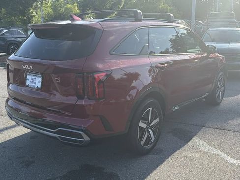 Used 2023 Kia Sorento S FWD image 8
