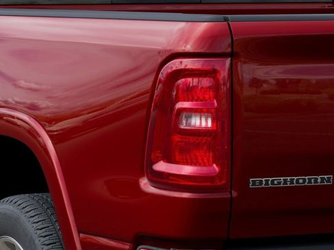 New 2026 RAM 1500 4x4 Crew Cab image 9
