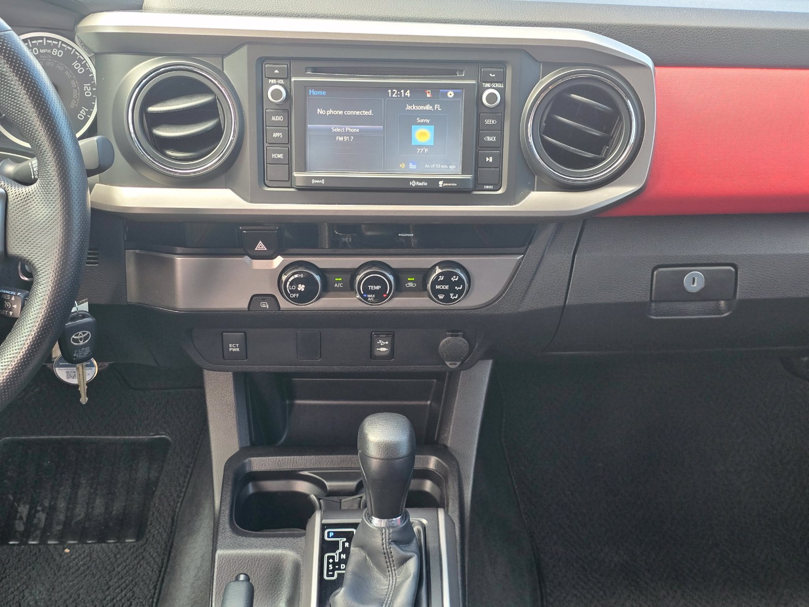 Used 2016 Toyota Tacoma SR5 w/ SR5 Appearance Package (SN) RWD image 20