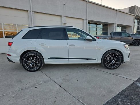 Used 2020 Audi Q7 3.0T Prestige w/ Prestige Package image 8