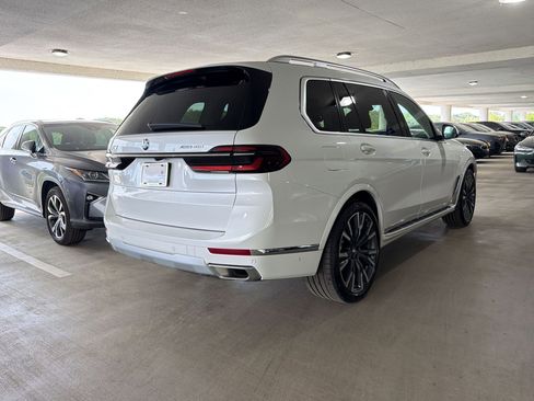 Used 2023 BMW X7 xDrive40i w/ Executive Package image 7
