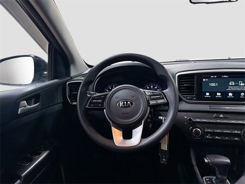 Used 2020 Kia Sportage LX image 22