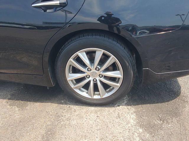 Used 2015 INFINITI Q50 Premium w/ Navigation Package AWD/4WD image 32