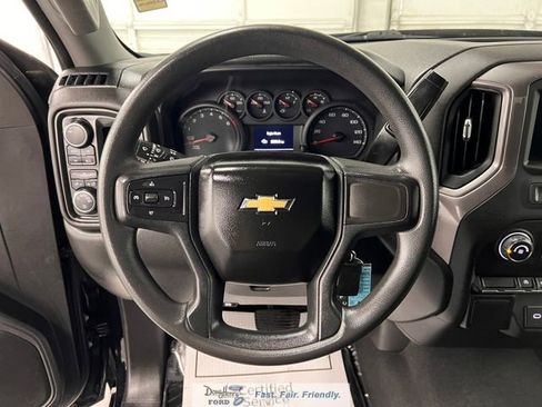 Used 2022 Chevrolet Silverado 1500 Custom image 36
