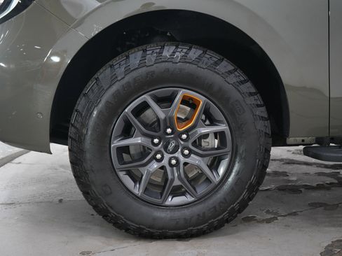 Used 2025 Ford Expedition Tremor image 36