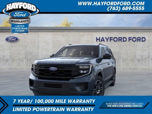 New 2025 Ford Expedition Active image 2