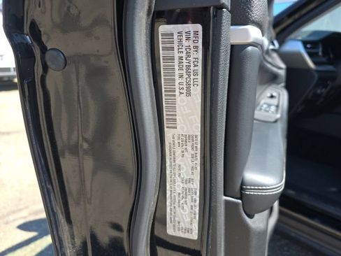 Used 2023 Jeep Grand Cherokee 4WD 4xe image 16