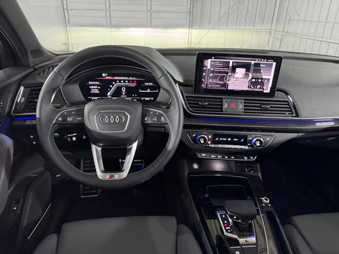 Used 2024 Audi SQ5 Prestige AWD/4WD image 23