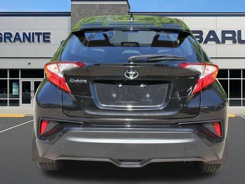 Used 2020 Toyota C-HR LE FWD image 9