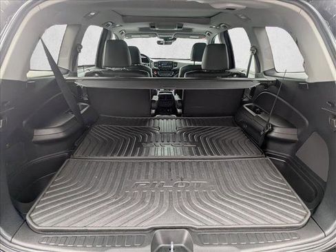 Used 2021 Honda Pilot Elite image 6