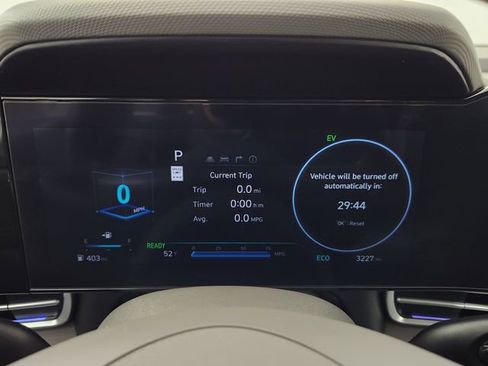 Certified 2025 Hyundai Elantra SEL FWD image 16
