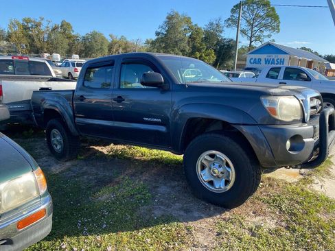 Used 2010 Toyota Tacoma V6 4x4 4dr Double Cab 5.0 ft S image 5