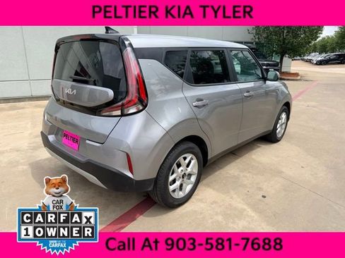 Certified 2025 Kia Soul LX w/ LX Technology Package FWD image 10