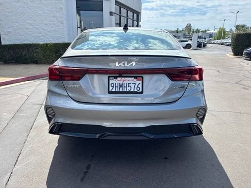 Used 2023 Kia Forte GT-Line w/ GT-Line Premium Package FWD image 9