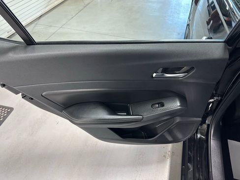 Used 2022 Nissan Altima 2.5 SV image 17