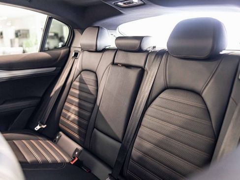 New 2025 Alfa Romeo Stelvio Sprint AWD/4WD image 34