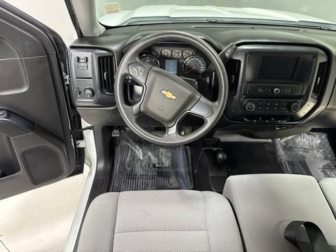 Used 2018 Chevrolet Silverado 1500 W/T w/ Trailering Package AWD/4WD image 14