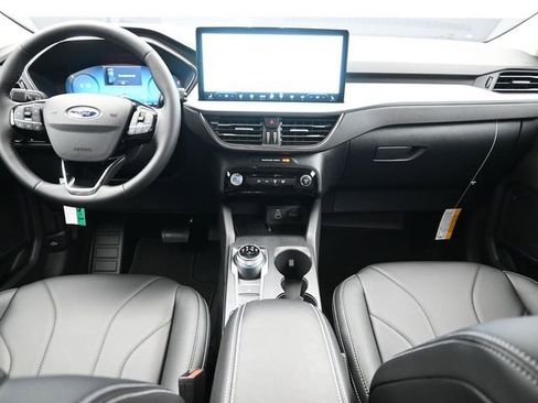 New 2025 Ford Escape SE w/ PHEV Premium Package image 15