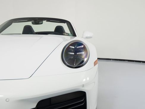 Certified 2025 Porsche 911 Carrera RWD image 44
