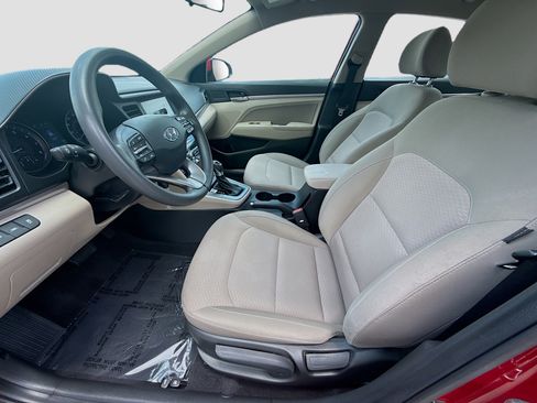 Used 2020 Hyundai Elantra SEL FWD image 13