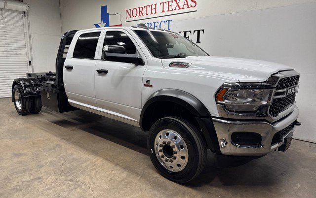 Used 2022 RAM 4500 Tradesman w/ Chrome Appearance Group AWD/4WD image 3