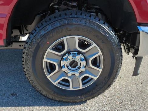 New 2026 Ford F350 Lariat w/ FX4 Off-Road Package AWD/4WD image 11