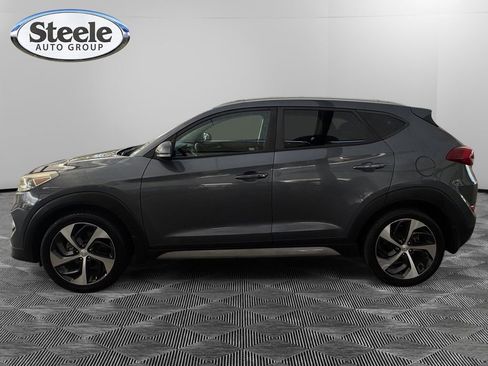 Used 2017 Hyundai Tucson Sport image 2