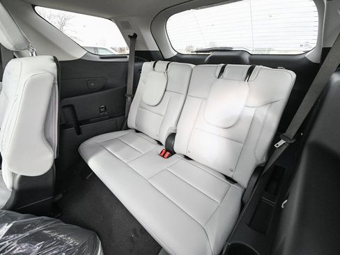 New 2026 Ford Explorer Platinum w/ LUX Leather Package image 18