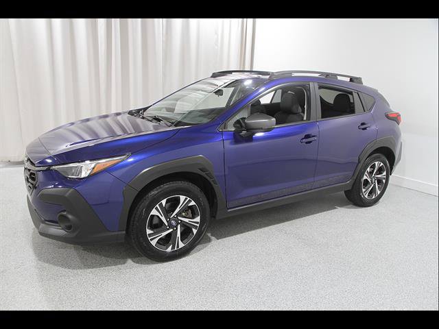 Used 2024 Subaru Crosstrek 2.0i Premium AWD/4WD image 3