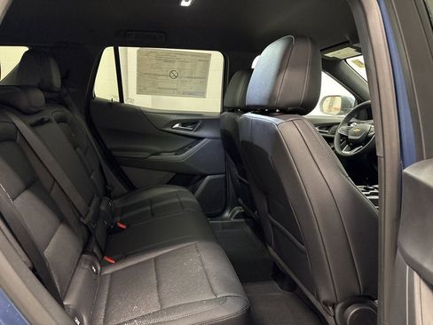 New 2026 Chevrolet Equinox LT w/ Convenience Package II image 30